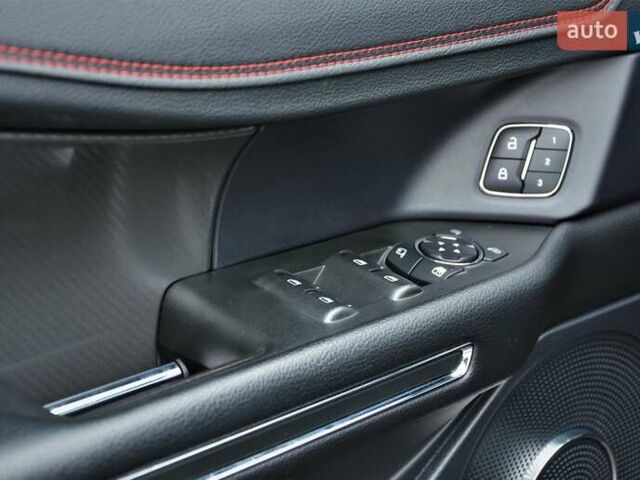 Черный Форд Экспедиция, объемом двигателя 3.5 л и пробегом 31 тыс. км за 48000 $, фото 13 на Automoto.ua