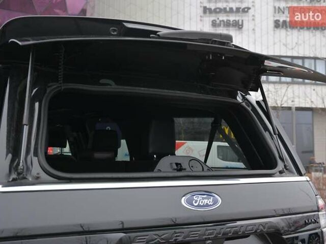 Черный Форд Экспедиция, объемом двигателя 3.5 л и пробегом 31 тыс. км за 48000 $, фото 47 на Automoto.ua