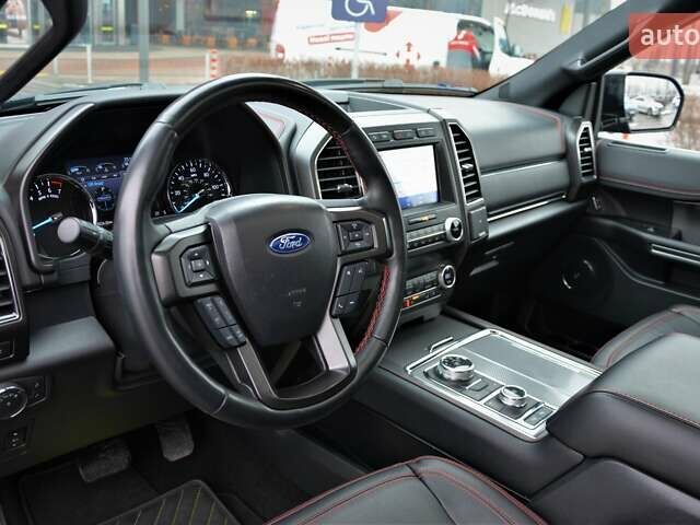 Черный Форд Экспедиция, объемом двигателя 3.5 л и пробегом 31 тыс. км за 48000 $, фото 15 на Automoto.ua
