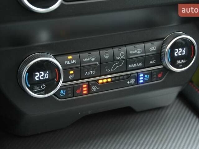 Черный Форд Экспедиция, объемом двигателя 3.5 л и пробегом 31 тыс. км за 48000 $, фото 34 на Automoto.ua