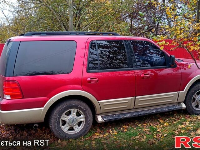 Красный Форд Экспедиция, объемом двигателя 5.4 л и пробегом 200 тыс. км за 6500 $, фото 2 на Automoto.ua