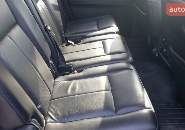 Форд Экспедиция 2016 в Киеве на Automoto.ua Красный Форд Экспедиция, объемом двигателя 3.5 л и пробегом 249 тыс. км за 19989 $, фото 82 на Automoto.ua