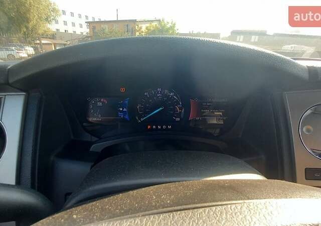 Форд Экспедиция 2016 в Киеве на Automoto.ua Красный Форд Экспедиция, объемом двигателя 3.5 л и пробегом 249 тыс. км за 19989 $, фото 16 на Automoto.ua