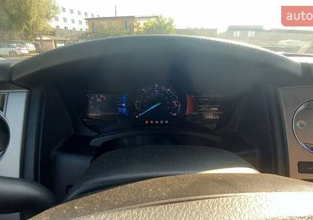 Форд Экспедиция 2016 в Киеве на Automoto.ua Красный Форд Экспедиция, объемом двигателя 3.5 л и пробегом 249 тыс. км за 19989 $, фото 15 на Automoto.ua