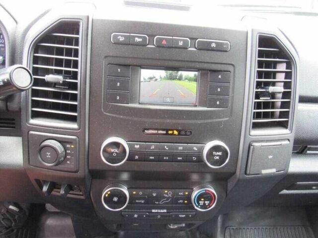 Красный Форд Экспедиция, объемом двигателя 3.5 л и пробегом 32 тыс. км за 5700 $, фото 6 на Automoto.ua