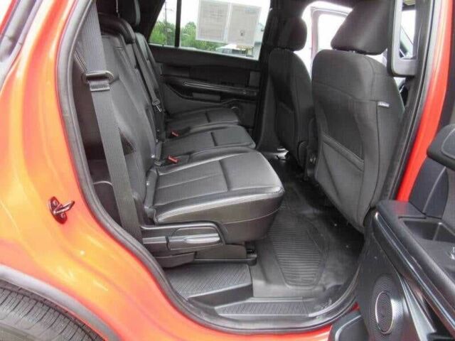 Красный Форд Экспедиция, объемом двигателя 3.5 л и пробегом 32 тыс. км за 5700 $, фото 9 на Automoto.ua