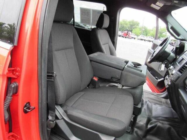 Красный Форд Экспедиция, объемом двигателя 3.5 л и пробегом 32 тыс. км за 5700 $, фото 7 на Automoto.ua