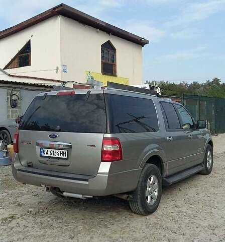 Серый Форд Экспедиция, объемом двигателя 5.4 л и пробегом 106 тыс. км за 11990 $, фото 4 на Automoto.ua