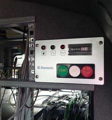 Серый Форд Экспедиция, объемом двигателя 5.4 л и пробегом 106 тыс. км за 11990 $, фото 14 на Automoto.ua