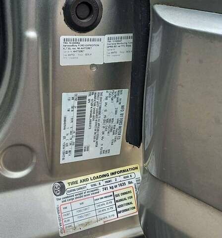 Серый Форд Экспедиция, объемом двигателя 5.4 л и пробегом 106 тыс. км за 11990 $, фото 21 на Automoto.ua