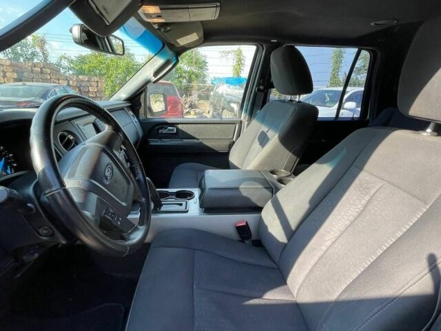 Серый Форд Экспедиция, объемом двигателя 3.5 л и пробегом 72 тыс. км за 17000 $, фото 8 на Automoto.ua