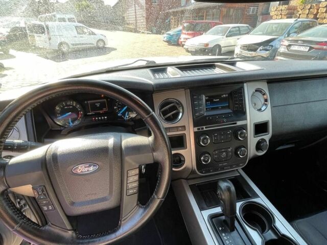 Серый Форд Экспедиция, объемом двигателя 3.5 л и пробегом 72 тыс. км за 17000 $, фото 9 на Automoto.ua