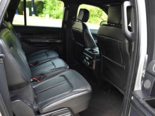 Форд Экспедиція 2020 у Житомирі на Automoto.ua Сірий Форд Экспедиція, об'ємом двигуна 3.5 л та пробігом 34 тис. км за 30000 $, фото 10 на Automoto.ua