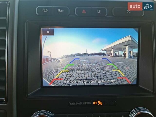 Серый Форд Экспедиция, объемом двигателя 3.5 л и пробегом 108 тыс. км за 38500 $, фото 41 на Automoto.ua