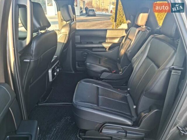 Серый Форд Экспедиция, объемом двигателя 3.5 л и пробегом 108 тыс. км за 38500 $, фото 19 на Automoto.ua