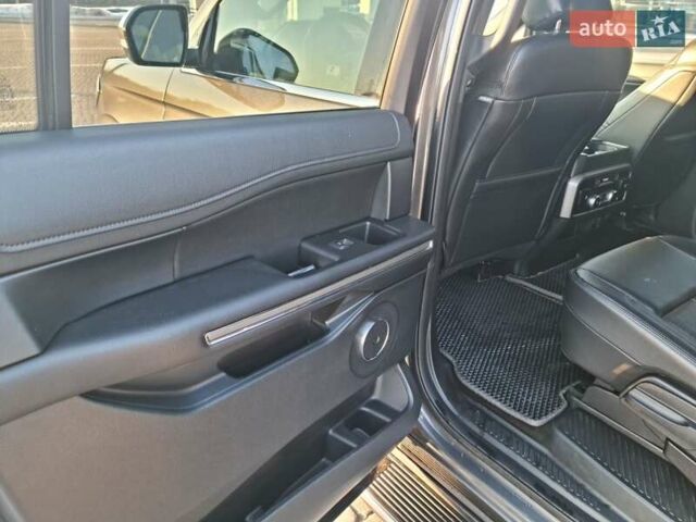 Серый Форд Экспедиция, объемом двигателя 3.5 л и пробегом 108 тыс. км за 38500 $, фото 20 на Automoto.ua