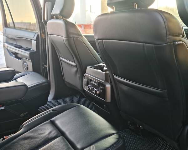 Серый Форд Экспедиция, объемом двигателя 3.5 л и пробегом 108 тыс. км за 38500 $, фото 26 на Automoto.ua