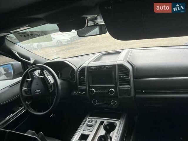 Серый Форд Экспедиция, объемом двигателя 3.5 л и пробегом 99 тыс. км за 24000 $, фото 7 на Automoto.ua