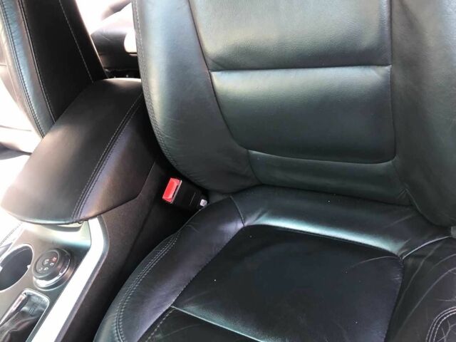 Белый Форд Эксплорер, объемом двигателя 3.5 л и пробегом 239 тыс. км за 15200 $, фото 16 на Automoto.ua