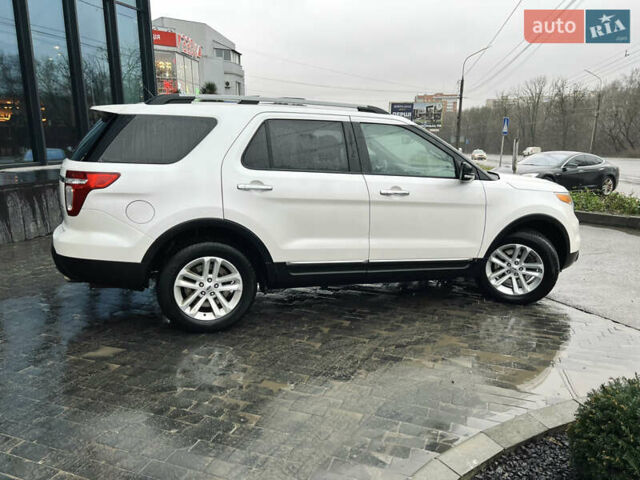 Белый Форд Эксплорер, объемом двигателя 3.5 л и пробегом 340 тыс. км за 12400 $, фото 19 на Automoto.ua