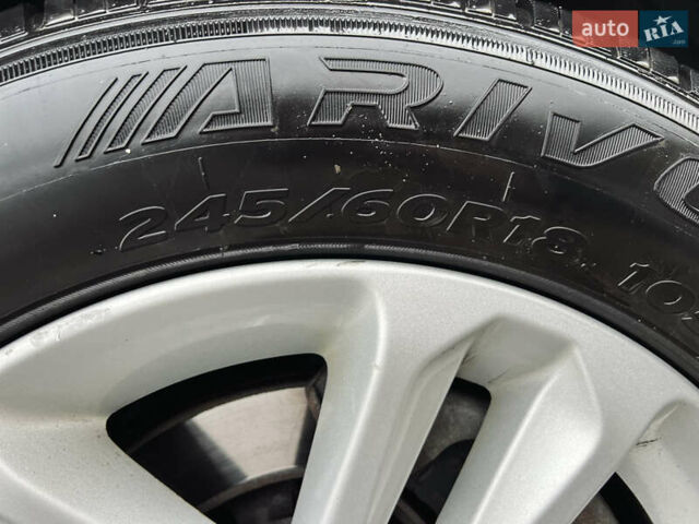 Белый Форд Эксплорер, объемом двигателя 3.5 л и пробегом 340 тыс. км за 12400 $, фото 27 на Automoto.ua