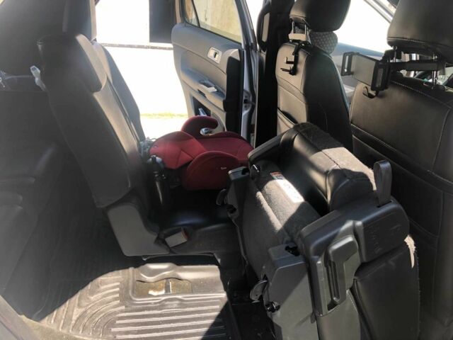 Белый Форд Эксплорер, объемом двигателя 3.5 л и пробегом 239 тыс. км за 15200 $, фото 15 на Automoto.ua