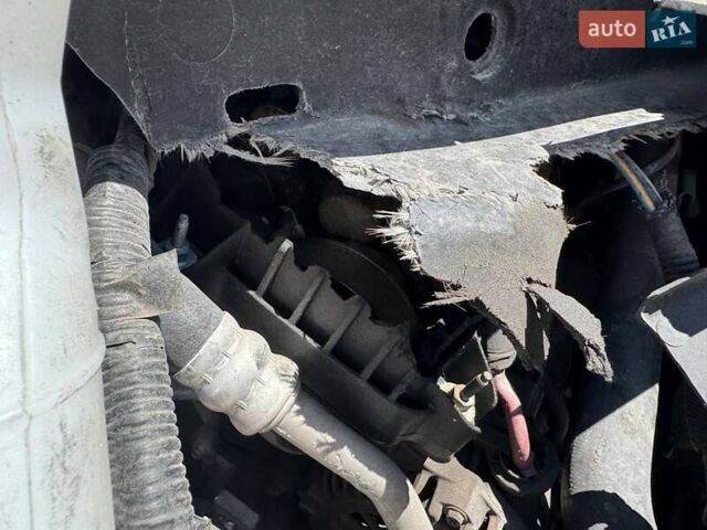 Білий Форд Експлорер, об'ємом двигуна 3.5 л та пробігом 171 тис. км за 11100 $, фото 19 на Automoto.ua