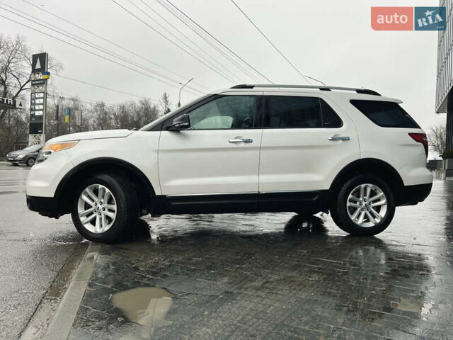 Белый Форд Эксплорер, объемом двигателя 3.5 л и пробегом 340 тыс. км за 12400 $, фото 11 на Automoto.ua