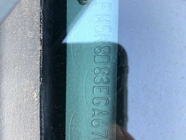 Белый Форд Эксплорер, объемом двигателя 3.5 л и пробегом 239 тыс. км за 15200 $, фото 20 на Automoto.ua