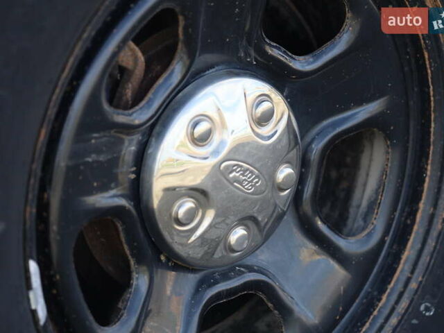 Белый Форд Эксплорер, объемом двигателя 3.72 л и пробегом 128 тыс. км за 16500 $, фото 12 на Automoto.ua