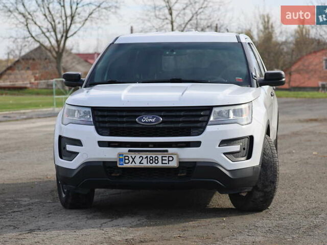 Белый Форд Эксплорер, объемом двигателя 3.72 л и пробегом 128 тыс. км за 16500 $, фото 16 на Automoto.ua