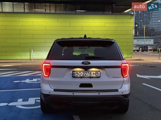 Білий Форд Експлорер, об'ємом двигуна 3.5 л та пробігом 195 тис. км за 12900 $, фото 6 на Automoto.ua