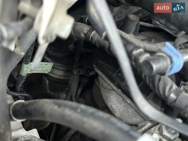 Білий Форд Експлорер, об'ємом двигуна 2.3 л та пробігом 148 тис. км за 16000 $, фото 89 на Automoto.ua