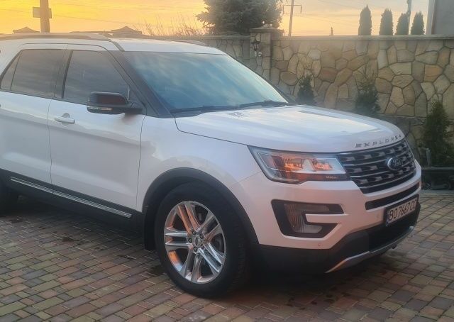 Белый Форд Эксплорер, объемом двигателя 0.35 л и пробегом 116 тыс. км за 17900 $, фото 6 на Automoto.ua