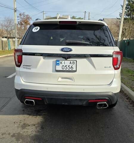 Белый Форд Эксплорер, объемом двигателя 3.5 л и пробегом 89 тыс. км за 25200 $, фото 1 на Automoto.ua