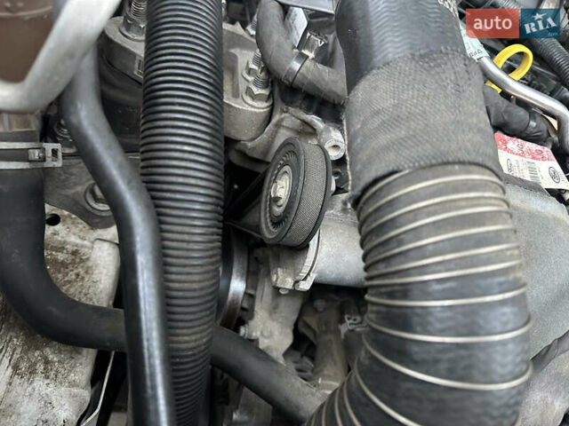 Білий Форд Експлорер, об'ємом двигуна 2.3 л та пробігом 148 тис. км за 16000 $, фото 88 на Automoto.ua