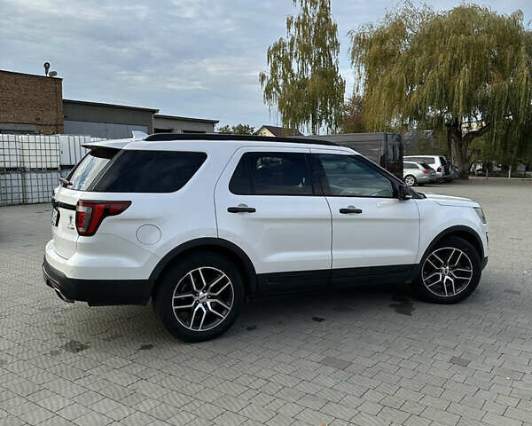 Білий Форд Експлорер, об'ємом двигуна 3.5 л та пробігом 139 тис. км за 17500 $, фото 6 на Automoto.ua