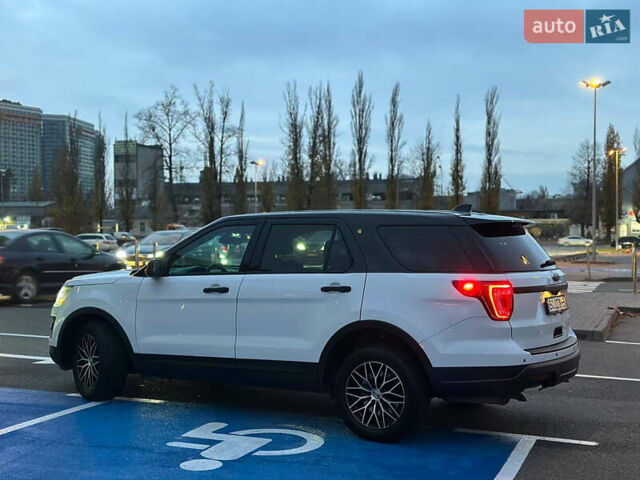 Білий Форд Експлорер, об'ємом двигуна 3.5 л та пробігом 192 тис. км за 14200 $, фото 6 на Automoto.ua