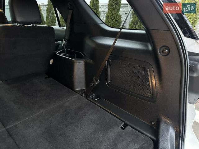 Білий Форд Експлорер, об'ємом двигуна 2.3 л та пробігом 148 тис. км за 16000 $, фото 45 на Automoto.ua