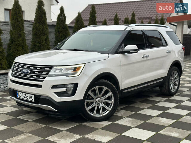 Білий Форд Експлорер, об'ємом двигуна 2.3 л та пробігом 148 тис. км за 16000 $, фото 2 на Automoto.ua