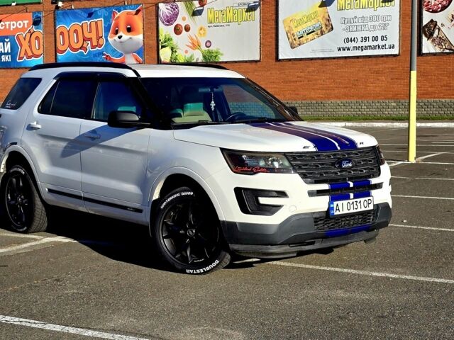 Білий Форд Експлорер, об'ємом двигуна 2.3 л та пробігом 417 тис. км за 15700 $, фото 3 на Automoto.ua