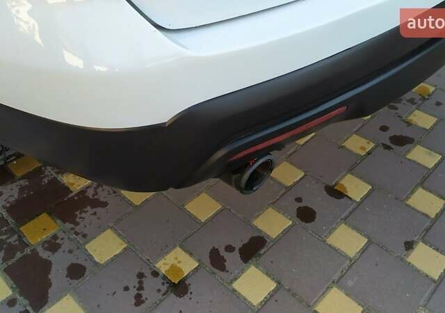 Білий Форд Експлорер, об'ємом двигуна 3.7 л та пробігом 160 тис. км за 17000 $, фото 7 на Automoto.ua