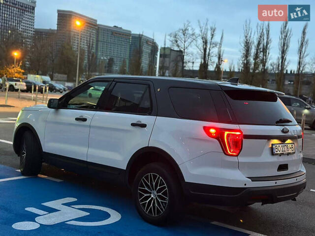 Білий Форд Експлорер, об'ємом двигуна 3.5 л та пробігом 192 тис. км за 14200 $, фото 5 на Automoto.ua