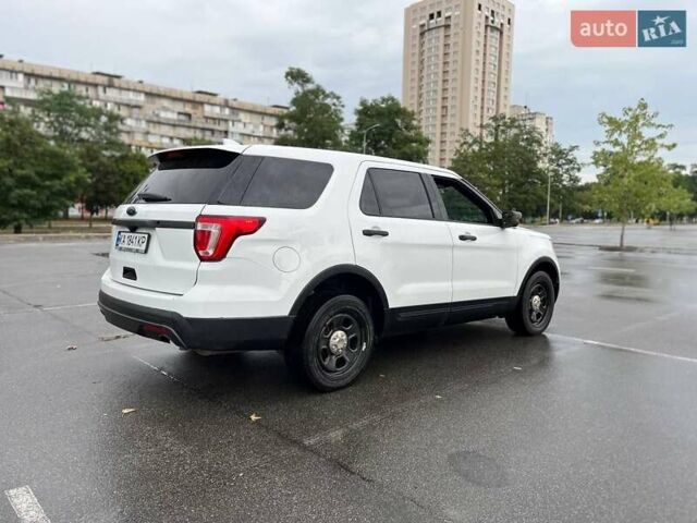 Белый Форд Эксплорер, объемом двигателя 3.73 л и пробегом 195 тыс. км за 13789 $, фото 5 на Automoto.ua