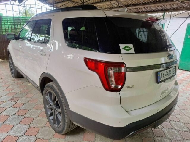 Форд Эксплорер 2017 в Лозовой на Automoto.ua Белый Форд Эксплорер, объемом двигателя 3.5 л и пробегом 128 тыс. км за 23000 $, фото 1 на Automoto.ua