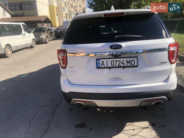 Белый Форд Эксплорер, объемом двигателя 3.5 л и пробегом 199 тыс. км за 17500 $, фото 1 на Automoto.ua