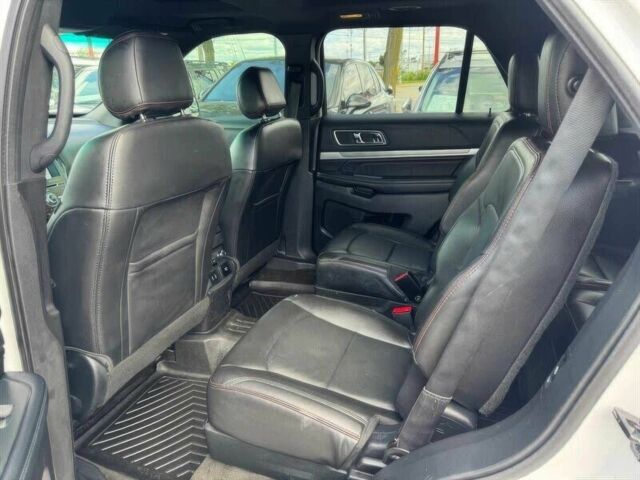 Белый Форд Эксплорер, объемом двигателя 3.5 л и пробегом 54 тыс. км за 8500 $, фото 10 на Automoto.ua