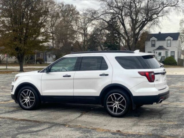 Белый Форд Эксплорер, объемом двигателя 3.5 л и пробегом 68 тыс. км за 13000 $, фото 2 на Automoto.ua