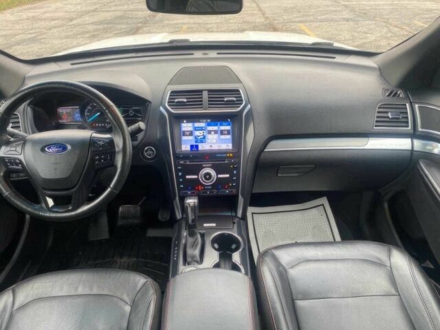 Белый Форд Эксплорер, объемом двигателя 3.5 л и пробегом 68 тыс. км за 13000 $, фото 8 на Automoto.ua