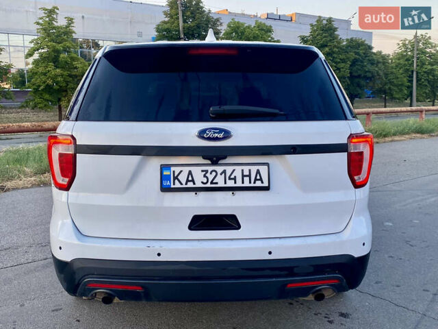 Белый Форд Эксплорер, объемом двигателя 3.5 л и пробегом 201 тыс. км за 14800 $, фото 3 на Automoto.ua